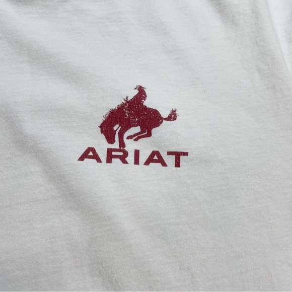 Ariat Men’s Off White Logo Short Sleeve T-Shirt - Picture 3 of 5